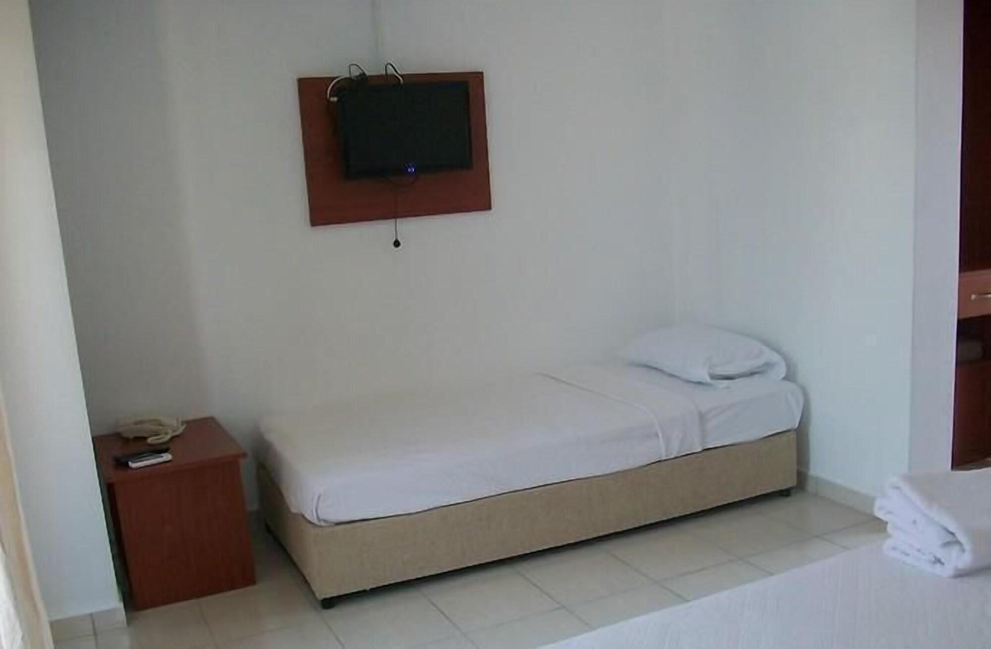 Kriss Otel ออร์ทาเคนท์ ภายนอก รูปภาพ